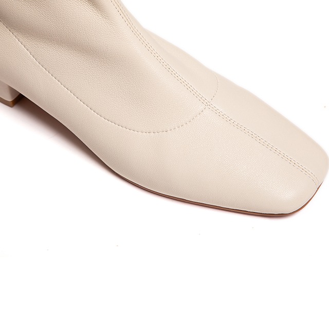 Lumsonare琅颂2025冬季法式头层羊皮方头粗跟短靴 9CY5592040