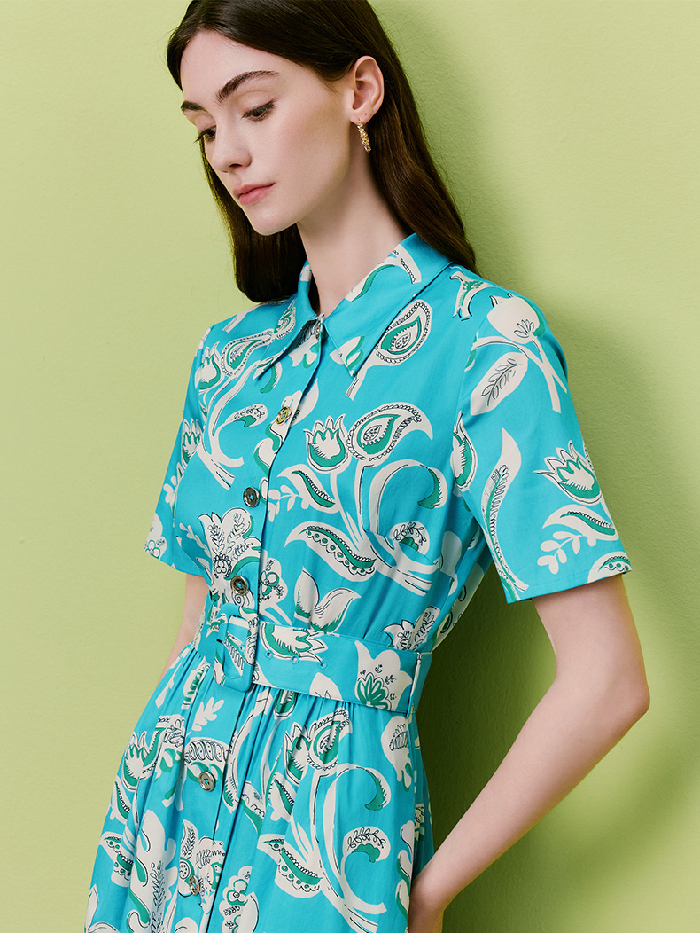 2026新款湖蓝花卉衬衫式收腰连衣裙LKBTSS51059