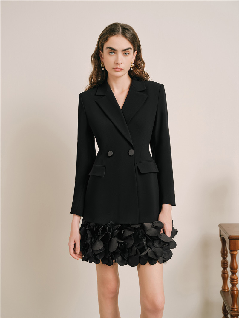 OBBLIGATO奥丽嘉朵2024秋季金标黑色可拆卸手工花瓣下摆西装连衣裙1C34305161