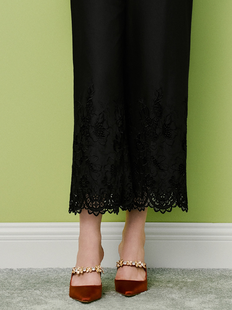 2026新款浪漫蕾丝裤子LKBTSS44010